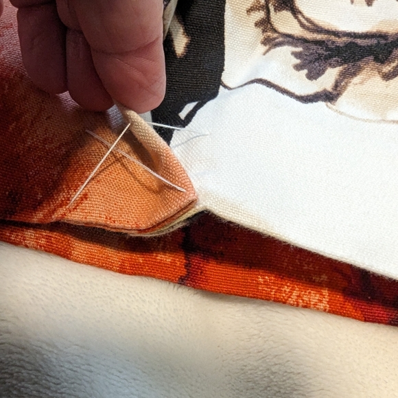 Nie & Zoe cotton Spandex Skirt. Floral Pattern. Yellow, brown, cream, orange . - Picture 3 of 5